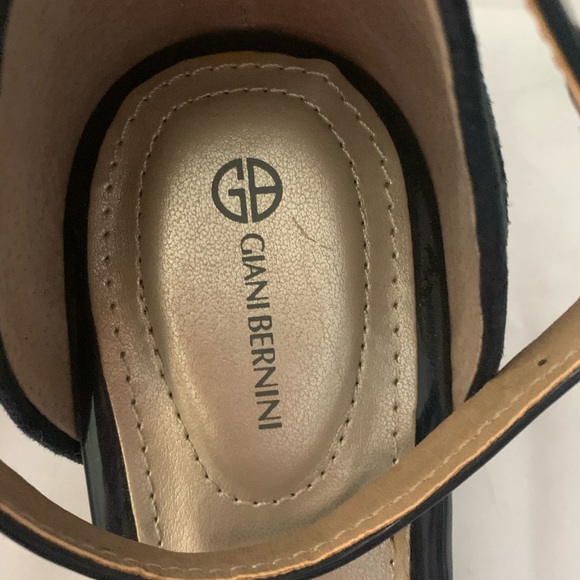 NWOT Gianni Bini Navy Blue Strap Kitten Wedge - Picture 6 of 12